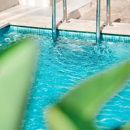קולוניה סנט ג'ורדי Bluewater Hotel מראה חיצוני תמונה