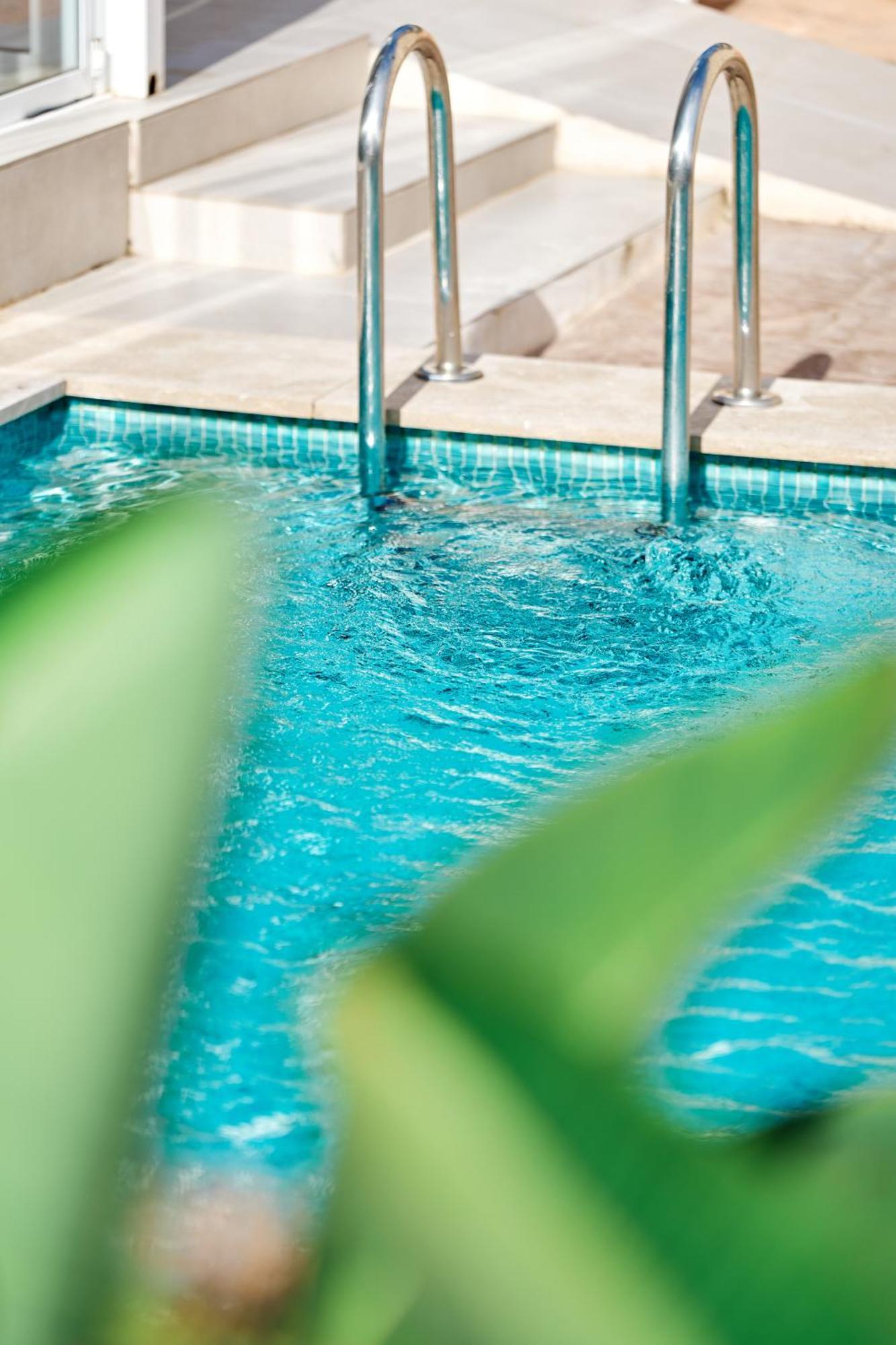 קולוניה סנט ג'ורדי Bluewater Hotel מראה חיצוני תמונה